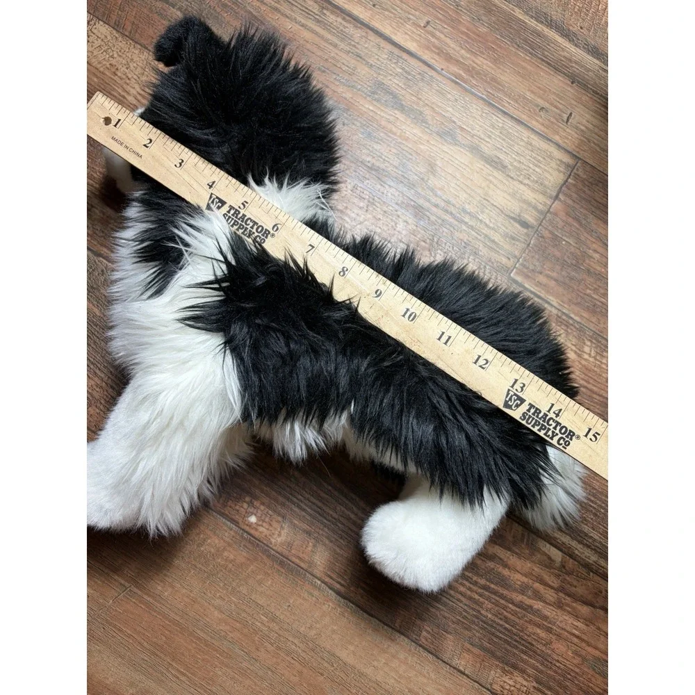 BASS PRO Douglas Toys BORDER COLLIE PLUSH Black / White DOG